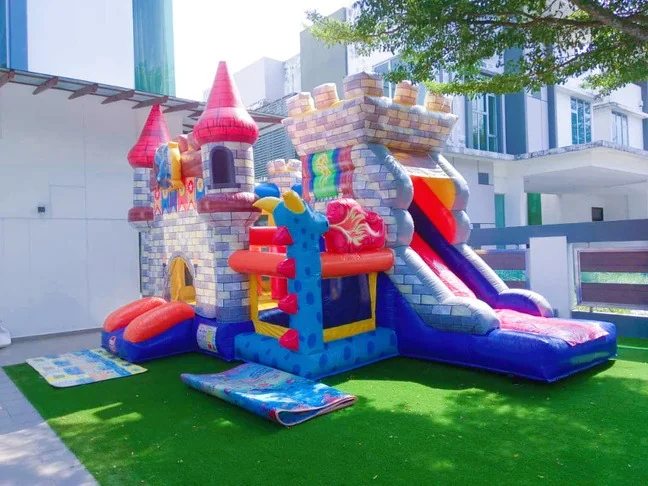 Dragon Knight rental equipment from the 3 Star Kids catalogue